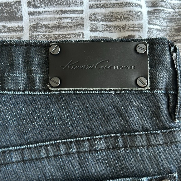 Kenneth Cole New York Men dark jeans - Picture 8 of 8